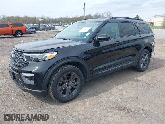2022 Ford Explorer XLT с VIN 1FMSK8DH4NGC33861, выставлен на аукционе IAAI как лот 42135207 с пробегом 50 106 миль миль и . История ставок и продаж доступна на DreamBid. Изображение 2.