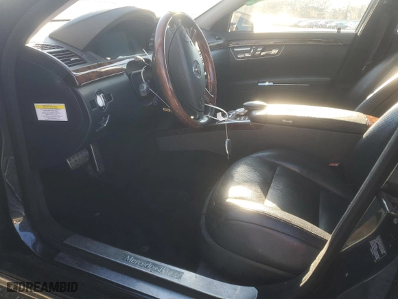 2013 Mercedes-Benz S-Class S 550 with VIN WDDNG7DB5DA496005, listed as a Copart auction lot 86107764 with 127,137 mi miles and Salvage Title. Bid and sale history available at carsss.com. Image 7.