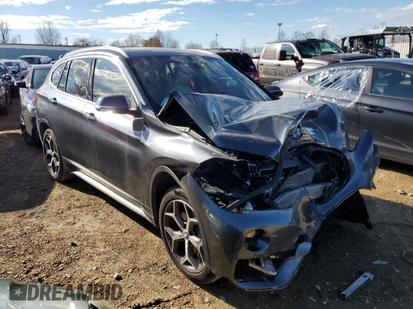 2019 BMW X1 xDrive28i with VIN WBXHT3C55K3H36118, listed as a Copart auction lot 38463093 with 30,487 mi miles. Bid and sale history available at carsss.com. Image 4.