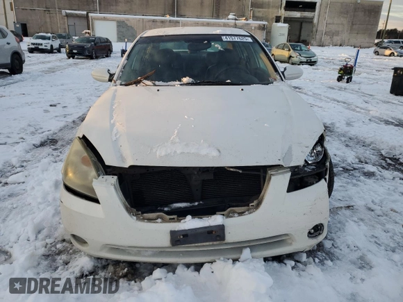 2003 Nissan Altima S with VIN 1N4AL11D93C135070, listed as a Copart auction lot 41577625 with 184,727 mi miles and Salvage Title. Bid and sale history available at carsss.com. Image 5.