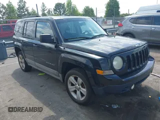 2011 Jeep Patriot Latitude with VIN 1J4NF1GB1BD100499, listed as a IAAI auction lot 42113428 with 195,123 mi miles and . Bid and sale history available at carsss.com. Image 1.