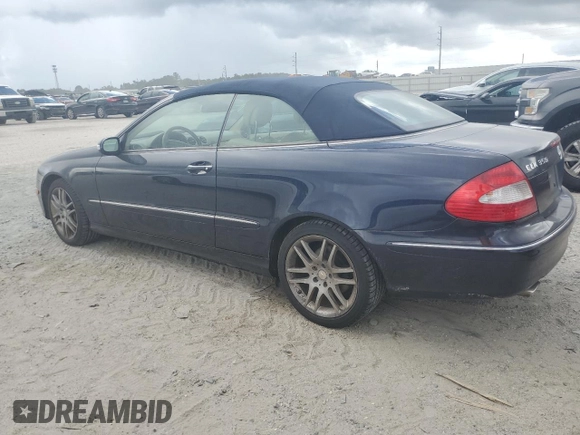 2009 Mercedes-Benz CLK-Class 3.5L with VIN WDBTK56F09T104336, listed as a Copart auction lot 72123484 with 113,718 mi miles and Clean Title. Bid and sale history available at carsss.com. Image 2.