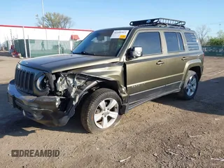 2016 Jeep Patriot High Altitude Edition with VIN 1C4NJRFB4GD581179, listed as a IAAI auction lot 42101912 with 168,254 mi miles. Bid and sale history available at carsss.com. Image 6.