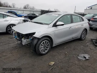 2020 Hyundai Ioniq Electric SE with VIN KMHC75LJ4LU072984, listed as a Copart auction lot 43054635 with 33,534 mi miles and Salvage Title. Bid and sale history available at carsss.com. Image 1.