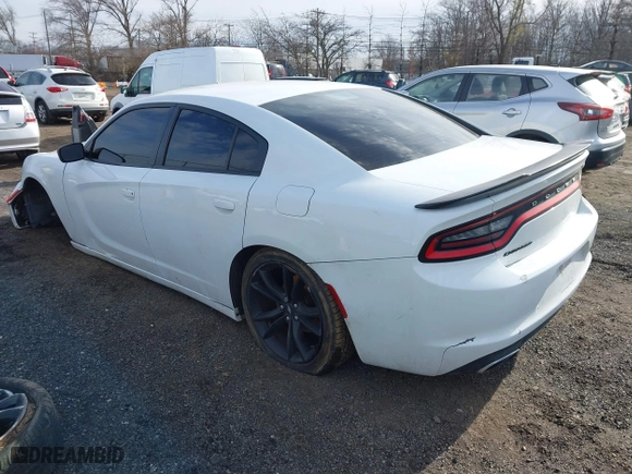 2017 Dodge Charger SE with VIN 2C3CDXBG4HH623640, listed as a IAAI auction lot 41608212 with 88,519 mi miles. Bid and sale history available at carsss.com. Image 3.