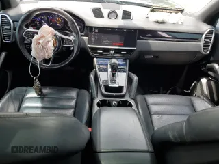 2019 Porsche Cayenne with VIN WP1AA2AY9KDA02096, listed as a Copart auction lot 60533355 with 45,955 mi miles and Non repairable. Bid and sale history available at DreamBid. Image 8.