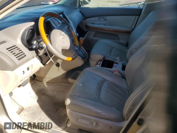 2004 Lexus RX 330 with VIN JTJGA31U140021196, listed as a Copart auction lot 71082054 with 165,945 mi miles and Salvage Title. Bid and sale history available at carsss.com. Image 7.