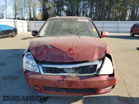 2011 Kia Sedona LX with VIN KNDMG4C73B6369139, listed as a Copart auction lot 52794875 with 176,512 mi miles and Salvage Title. Bid and sale history available at carsss.com. Image 5.