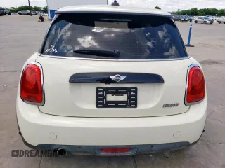 2018 MINI Hardtop Cooper with VIN WMWXP5C53J2G63387, listed as a Copart auction lot 58477465 with 88,282 mi miles and Salvage title. Bid and sale history available at DreamBid. Image 6.