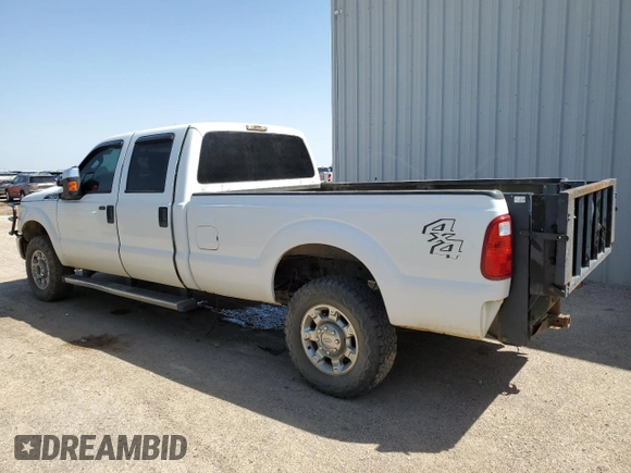 2015 Ford F-350 Platinum with VIN 1FT7W3B65FEB44882, listed as a Copart auction lot 52572825 with 307,996 mi miles and Clean Title. Bid and sale history available at DreamBid. Image 2.