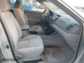 2002 Toyota Camry LE with VIN 4T1BE32K42U011553, listed as a IAAI auction lot 42054226 with 223,683 mi miles. Bid and sale history available at carsss.com. Image 5.