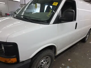 2015 Chevrolet Express Cargo with VIN 1GCWGFCF2F1262646, listed as a IAAI auction lot 42801576 with 165,952 mi miles and . Bid and sale history available at DreamBid. Image 15.