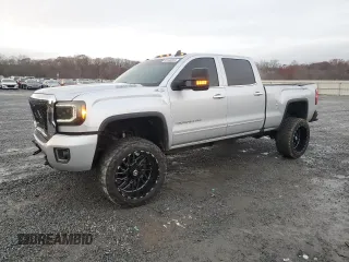 2016 GMC Sierra 2500HD SLE z VIN 1GT12SEG2GF101404, wystawiony jako Copart lot #87388424 z przebiegiem 123 723 mil mil oraz Szkoda całkowita • Salvage title. Historia ofert i sprzedaży dostępna na DreamBid. Obrazek 1.