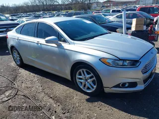 2014 Ford Fusion SE with VIN 3FA6P0HR0ER104588, listed as a IAAI auction lot 41573701 with 281,160 mi miles. Bid and sale history available at carsss.com. Image 1.