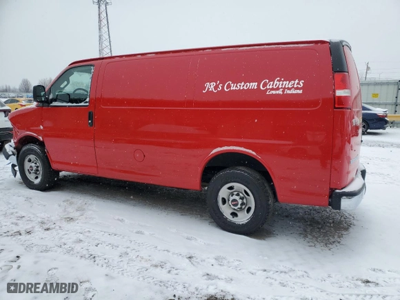 2018 GMC Savana Cargo Van with VIN 1GTW7AFG4J1304654, listed as a Copart auction lot 88027855 with 221,056 mi miles and Salvage Title. Bid and sale history available at carsss.com. Image 2.