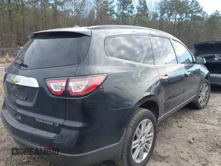 2015 Chevrolet Traverse LT with VIN 1GNKRGKD2FJ139676, listed as a IAAI auction lot 41353166 with 150,149 mi miles. Bid and sale history available at carsss.com. Image 4.