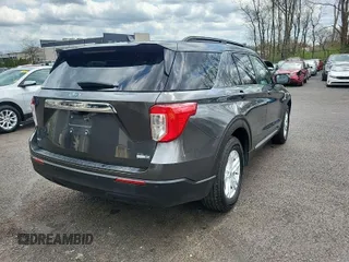 2020 Ford Explorer XLT with VIN 1FMSK8DHXLGC02899, listed as a IAAI auction lot 42023344 with 105,340 mi miles. Bid and sale history available at carsss.com. Image 1.