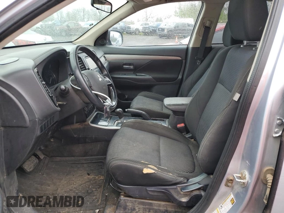 2017 Mitsubishi Outlander ES с VIN JA4AZ2A35HZ017764, выставлен на аукционе Copart как лот 52359635 с пробегом 196 669 миль миль и Списание • Salvage title. История ставок и продаж доступна на DreamBid. Изображение 7.