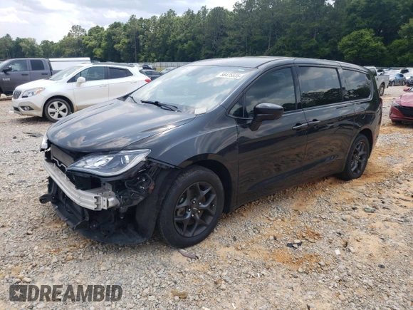 2019 Chrysler Pacifica Touring Plus with VIN 2C4RC1FG5KR603902, listed as a Copart auction lot 58475535 with 136,017 mi miles and Salvage title. Bid and sale history available at DreamBid. Image 1.