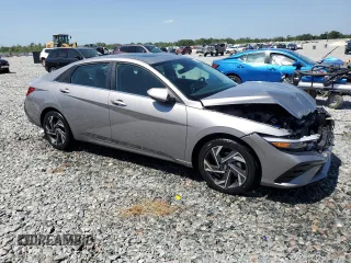 2025 Hyundai Elantra SEL Convenience with VIN KMHLS4DG9SU943131, listed as a Copart auction lot 54518735 with 876 mi miles and Non Repairable. Bid and sale history available at DreamBid. Image 4.
