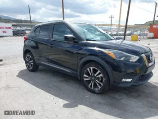 2019 Nissan Kicks S with VIN 3N1CP5CU9KL511266, listed as a IAAI auction lot 41881393 with 81,043 mi miles. Bid and sale history available at carsss.com. Image 1.