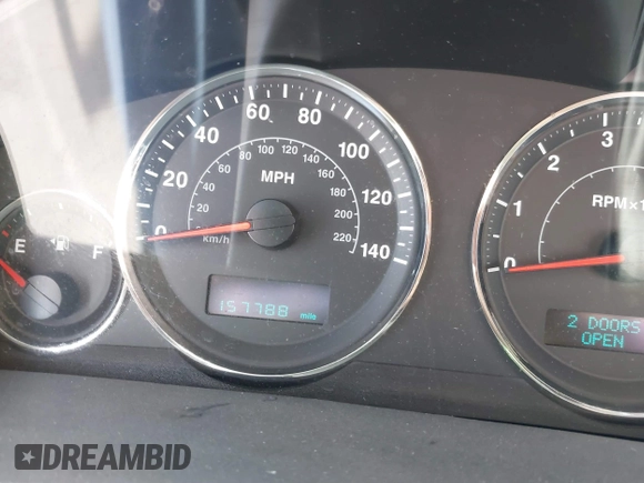 2006 Jeep Grand Cherokee Limited with VIN 1J4HR58N16C359185, listed as a IAAI auction lot 41595050 with 157,788 mi miles. Bid and sale history available at carsss.com. Image 7.