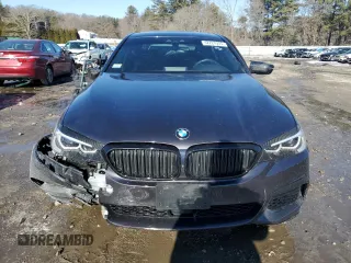 2019 BMW 5 Series 540i xDrive with VIN WBAJE7C57KWD55821, listed as a Copart auction lot 42227935 with 31,469 mi miles and Salvage Title. Bid and sale history available at carsss.com. Image 5.