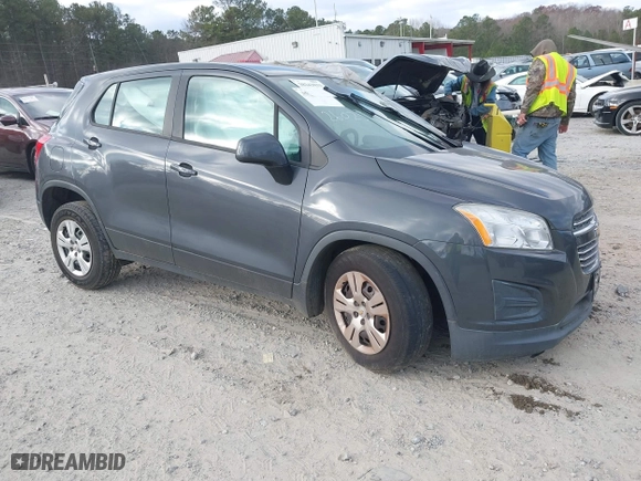 2016 Chevrolet Trax LS with VIN 3GNCJKSB6GL260251, listed as a IAAI auction lot 38243033 with 1 mi miles. Bid and sale history available at carsss.com. Image 1.