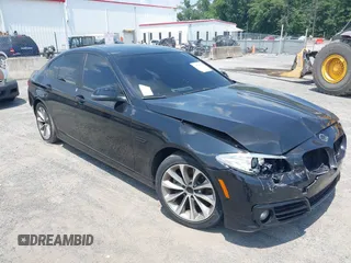 2016 BMW 5 Series 528i z VIN WBA5A5C52GG351627, wystawiony jako IAAI lot #42778313 z przebiegiem 110 470 mil mil oraz . Historia ofert i sprzedaży dostępna na DreamBid. Obrazek 1.