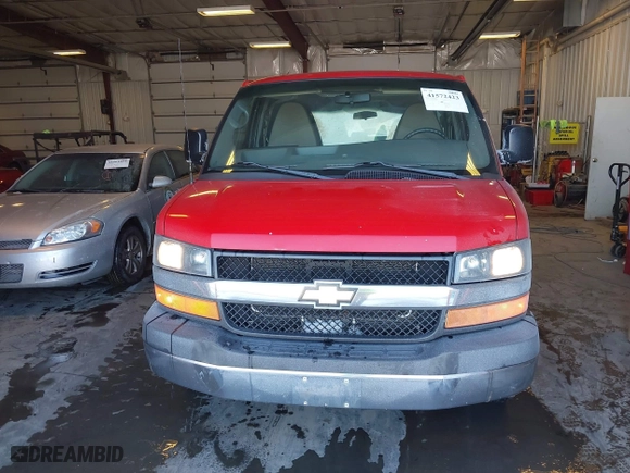 2013 Chevrolet Express Passenger 1LT with VIN 1GAZG1FA2D1178476, listed as a IAAI auction lot 41572423 with 188,369 mi miles. Bid and sale history available at carsss.com. Image 12.