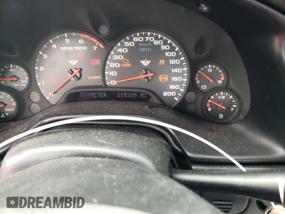 2002 Chevrolet Corvette with VIN 1G1YY22G925110271, listed as a Copart auction lot 86777864 with 118,309 mi miles and Salvage Title. Bid and sale history available at carsss.com. Image 9.