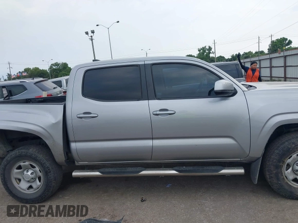 2017 Toyota Tacoma SR with VIN 5TFAX5GN6HX083614, listed as a IAAI auction lot 42314254 with 104,407 mi miles and . Bid and sale history available at DreamBid. Image 14.