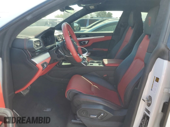2019 Lamborghini Urus z VIN ZPBUA1ZL9KLA05029, wystawiony jako Copart lot #89060575 z przebiegiem 60 062 mil mil oraz Szkody całkowita. Historia ofert i sprzedaży dostępna na DreamBid. Obrazek 7.