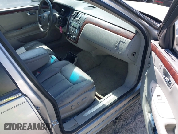 2007 Cadillac DTS Luxury I with VIN 1G6KD57Y07U194377, listed as a IAAI auction lot 42145447 with 258,637 mi miles and . Bid and sale history available at DreamBid. Image 5.