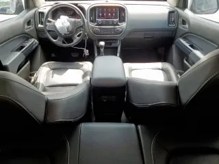 2022 Chevrolet Colorado 2WD Z71 z VIN 1GCGSDEN6N1204453, wystawiony jako Copart lot #65275975 z przebiegiem 23 734 mil mil oraz Szkoda całkowita • Salvage title. Historia ofert i sprzedaży dostępna na DreamBid. Obrazek 8.