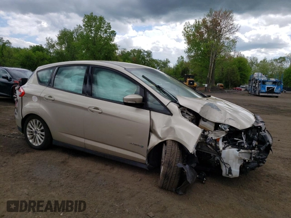 2017 Ford C-Max SE z VIN 1FADP5AU3HL104414, wystawiony jako Copart lot #55762505 z przebiegiem 92 496 mil mil oraz Szkoda całkowita • Salvage title. Historia ofert i sprzedaży dostępna na DreamBid. Obrazek 4.