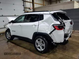 2023 Jeep Compass Latitude с VIN 3C4NJDBN8PT566942, выставлен на аукционе Copart как лот 59552205 с пробегом 26 731 миль миль и На запчасти • Non repairable. История ставок и продаж доступна на DreamBid. Изображение 2.