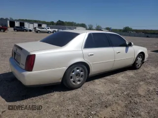2003 Cadillac DeVille z VIN 1G6KD54Y93U258835, wystawiony jako Copart lot #52595785 z przebiegiem 215 289 mil mil oraz Szkody całkowita. Historia ofert i sprzedaży dostępna na DreamBid. Obrazek 3.