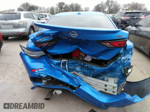 2024 Nissan Sentra SR with VIN 3N1AB8DV6RY359054, listed as a IAAI auction lot 41762392 with 11,476 mi miles and . Bid and sale history available at DreamBid. Image 16.