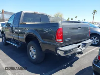 2006 Ford F-250 XL z VIN 1FTSX21516EC97026, wystawiony jako IAAI lot #41991940 z przebiegiem 169 841 mil mil oraz . Historia ofert i sprzedaży dostępna na DreamBid. Obrazek 16.