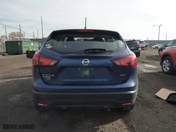 2019 Nissan Rogue Sport S with VIN JN1BJ1CR0KW329936, listed as a IAAI auction lot 40881313 with NaN miles. Bid and sale history available at carsss.com. Image 17.