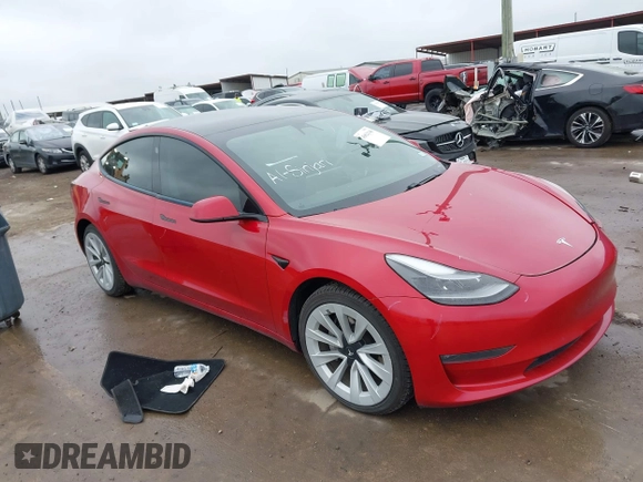 2021 Tesla Model 3 Long Range with VIN 5YJ3E1EB2MF079595, listed as a IAAI auction lot 41621546 with 45,616 mi miles. Bid and sale history available at carsss.com. Image 1.