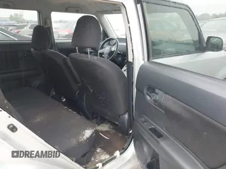 2010 Scion xB z VIN JTLZE4FE2A1115332, wystawiony jako IAAI lot #42351110 z przebiegiem Nie podano mil oraz . Historia ofert i sprzedaży dostępna na DreamBid. Obrazek 8.