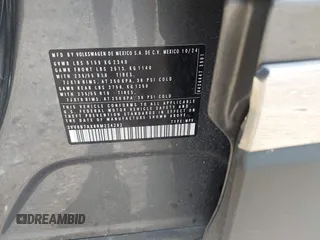 2024 Volkswagen Tiguan Wolfsburg Edition z VIN 3VV6B7AX8RM224282, wystawiony jako IAAI lot #42571544 z przebiegiem 16 516 mil mil oraz . Historia ofert i sprzedaży dostępna na DreamBid. Obrazek 9.
