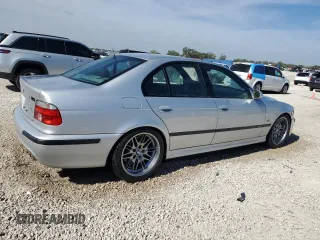 2000 BMW M5 z VIN WBSDE9342YBZ96884, wystawiony jako Copart lot #81061134 z przebiegiem 144 475 mil mil oraz Nie do naprawy • Non repairable. Historia ofert i sprzedaży dostępna na DreamBid. Obrazek 3.