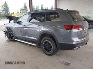 2021 Volkswagen Atlas SE с VIN 1V2KR2CA9MC536446, выставлен на аукционе IAAI как лот 42500641 с пробегом 81 779 миль миль и . История ставок и продаж доступна на DreamBid. Изображение 3.