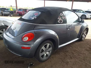 2006 Volkswagen Beetle with VIN 3VWRF31Y56M327282, listed as a IAAI auction lot 42359912 with 77,294 mi miles and . Bid and sale history available at DreamBid. Image 4.