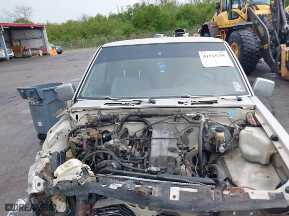 1996 Nissan Trucks 2WD XE with VIN 1N6SD16S1TC341046, listed as a IAAI auction lot 41915295 with 159,999 mi miles. Bid and sale history available at carsss.com. Image 10.