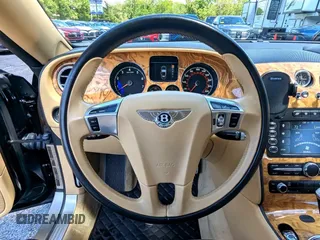 2010 Bentley Continental GT z VIN SCBDP3ZA9AC062XXX, wystawiony jako Copart lot #59625855 z przebiegiem 12 818 mil mil oraz Czysty tytuł • Clean title. Historia ofert i sprzedaży dostępna na DreamBid. Obrazek 9.