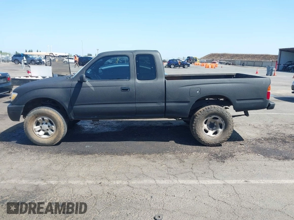1999 Toyota Tacoma PreRunner with VIN 4TASM92N3XZ464573, listed as a IAAI auction lot 42405771 with 187,141 mi miles and . Bid and sale history available at DreamBid. Image 14.